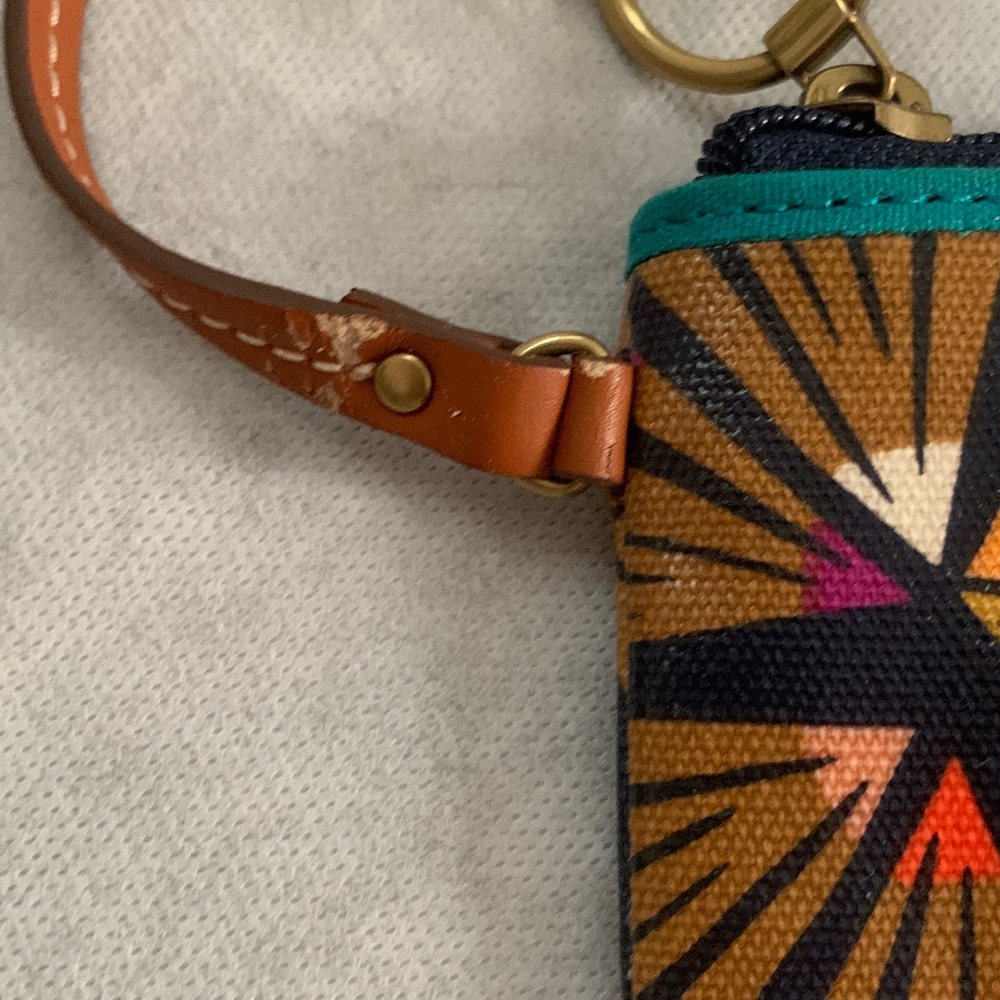 Fossil Keyper Canvas Pencil Shaving Ginkgo Print Zip Wristlet Wallet - Picture 8 of 10